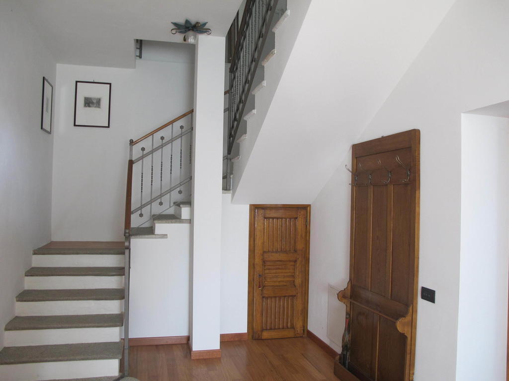 Villa Emilia Castronno Экстерьер фото